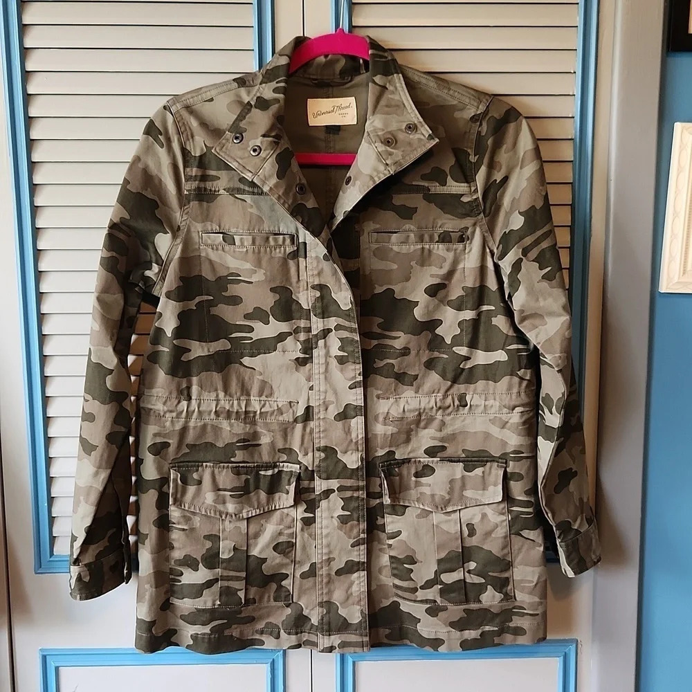 Universal Thread Grey Camo Jacket - Picture 2 of 14